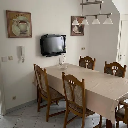 Ferienwohnung Lena *
